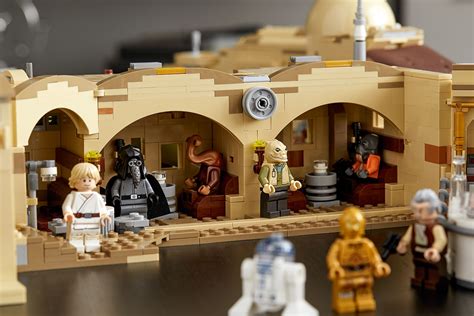 Lego Releases Official Details Of Lego 75290 Star Wars Mos Eisley