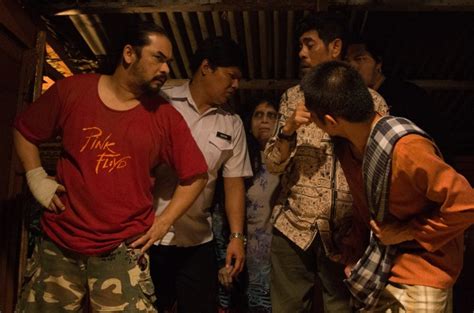 Hantu kak limah (initially known as hantu kak limah 3) is a 2018 malaysian horror comedy film directed by mamat khalid. Hantu Kak Limah Pecah Rekod RM1.8 Juta Tayangan Hari ...