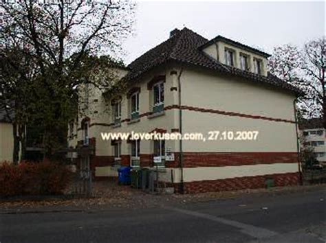 Ich habe dieses projekt gestartet, da es zwar zahllose aktienfonds gibt, aber keiner mich so zufriedengestellt hat, dass ich gerne mein eigenes geld dort investiert hätte. Leverkusen, Bildungseinrichtungen
