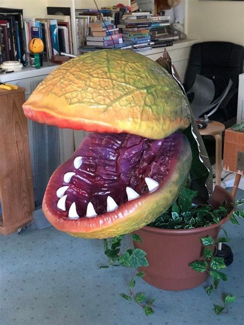 Giant 3d Printed Man Eating Plant Man Eating Plant Eating Plant Plants