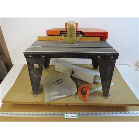 Black And Decker Router Table
