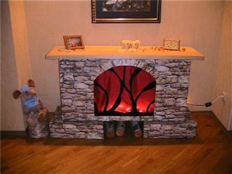 Raised Fireplace From Cardboard Boxes With Their Hands Картонный камин Декоративный камин