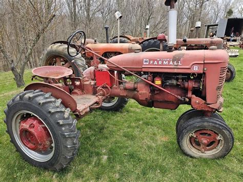 Sold 1940 Farmall B Tractors With 20 Hp Tractor Zoom
