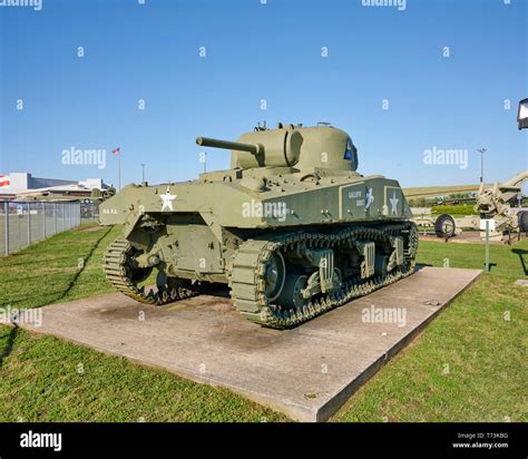 Us Army American Sherman Ww2 Tank Hi Res Stock Photography And Images