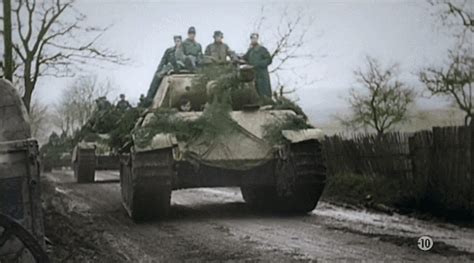 Added 6 years ago clubasquirrel in funny gifs. 제2차 세계대전 M4 셔먼 탱크(Sherman Tank) 히스토리 Part.2 : 네이버 블로그