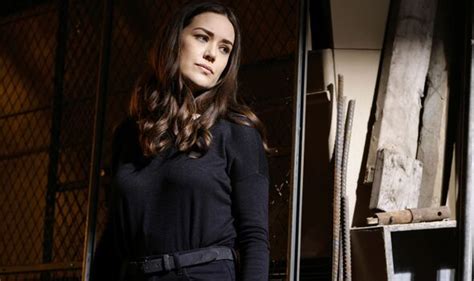 The Blacklist Fans Fear Red Will Visit Lizs Grave After Spotting