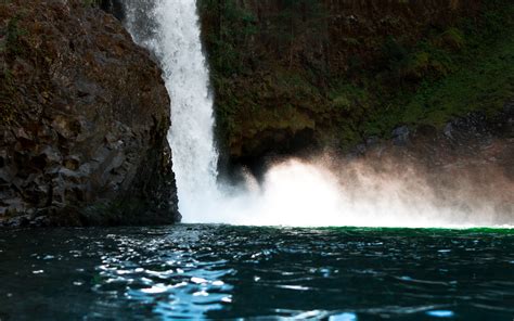 This operating system is widely used and become the most famous operating system. Download wallpaper 3840x2400 waterfall, rock, cliff, stone ...