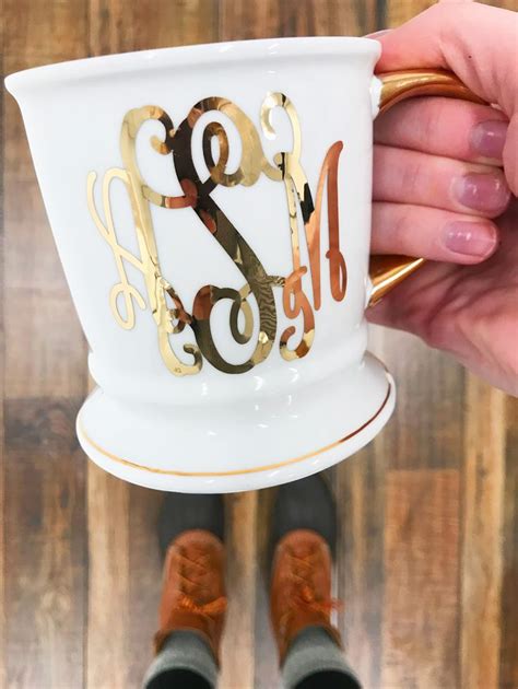 Our Glitzy Monogrammed Mugs Are Good As Gold Trendy Cozy Monogram