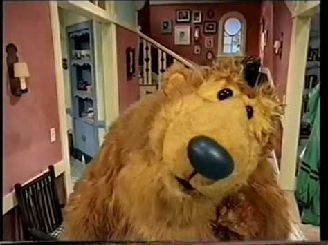 Du musst in google eingeben der bär im großen blauen haus folgen dan kommen ein paar sachen die einfach ignoriren und auf videos klicken da wenn die das abschiedslies gesungen haben. Der Bär im großen blauen Haus - Staffel 1, Folge 3 ...