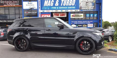 Range rover sport hse dynamic black is a sleek edition with gloss black wheels, meridian surround sound system and the black pack providing added sophistication. Land Rover Range Rover Sport Niche Misano - M117 Wheels ...