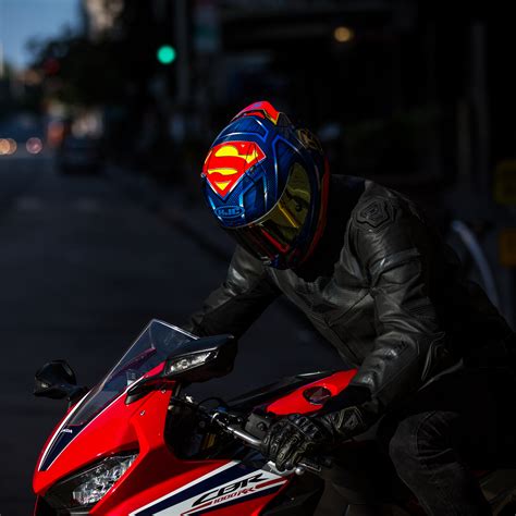 Hjc Rpha 11 Superman Dc Motorcycle Helmet And Visor Kit Dc Comic