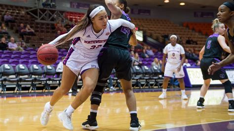Neros Season High 28 Lifts Lady Demons To Senior Day Victory Over Uca