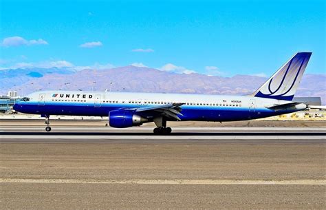 The History Of United Airlines Livery