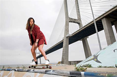 View latest posts and stories by @mariabotelhomoniz maria botelho moniz in instagram. Caras | Maria Botelho Moniz: "acredito em finais felizes ...