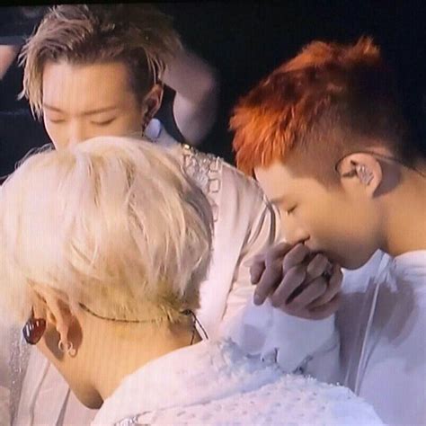Ikon's bobby revealed he's getting married and having a baby! Pin oleh Nualpan Osthananda di DoubleB | Fotografi
