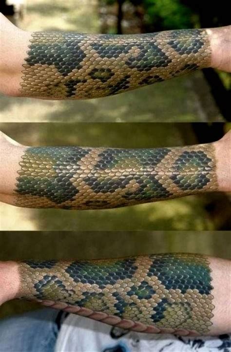 3d Tattoos That Are Unbelievably Brilliant Snake Skin Tattoo Tattoos