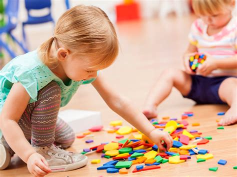 Tenemos más de 3000 juegos. Desarrollo y estimulación del niño de 2 años: juegos