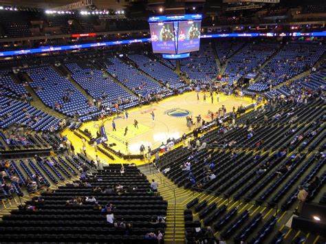 The golden state warriors are an american professional basketball team based in san francisco.the warriors compete in the national basketball association (nba), as a member of the league's western conference pacific division.founded in 1946 in philadelphia, the warriors moved to the san francisco bay area in 1962 and took the city's name, before changing its geographic moniker to golden state. Sports Road Trips: Dallas Mavericks 93 at Golden State ...