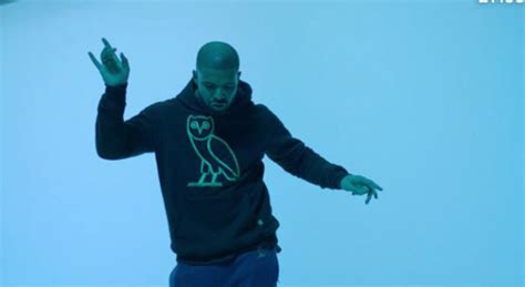 Drake Shows Off Dance Moves In ‘hotline Bling Video The Birmingham