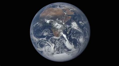 Nasa Timelapse Shows A Year Of Earth As Seen From Space Mental Floss