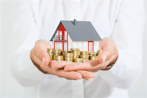 Ein haus­kauf wird größ­ten­teils mit fremd­ka­pi­tal finan­ziert, sodass man als faust­re­gel sagen kann, dass die bank 20% bis 30% des kauf­prei­ses plus neben­kos­ten als eigen­ka­pi­tal hin­ter­legt haben möch­te. Eigenkapital Hauskauf - So klappt die Baufinanzierung ...