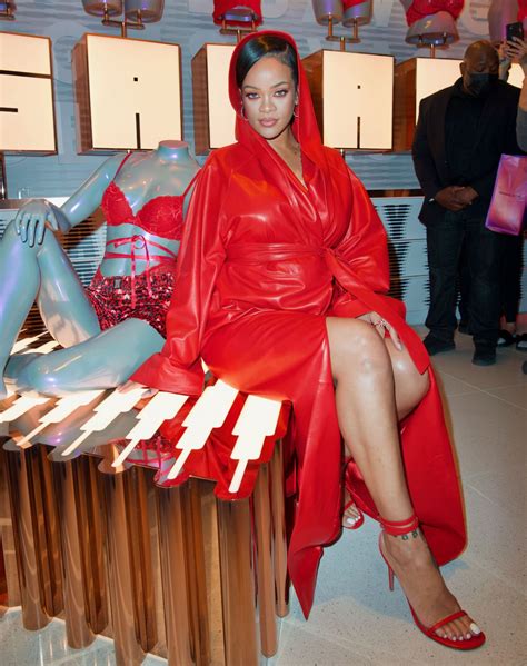 Rihanna Savage X Fenty Store Opening In La 02122022 Celebmafia