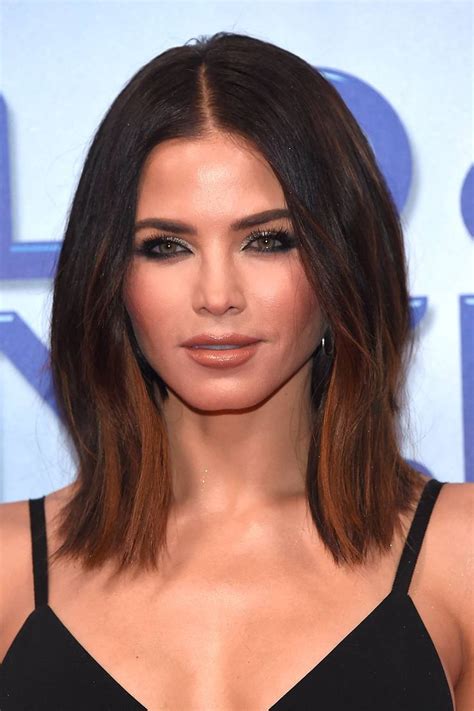 How To Pull Off An Epic Smoky Eye Like The A Listers Just In Time For The Festive Party Season