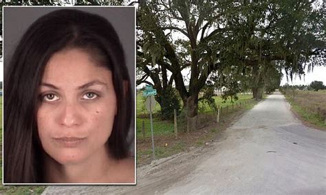 Woman 34 Made 13 Year Old Girl Walk Naked Down A Florida Sidewalk As