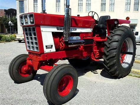 Ih 1468 V 8 Vintage Tractors Farmall Farm Equipment