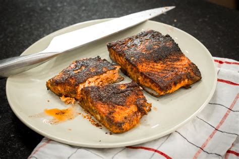 Here's how to do it. Blackened Salmon Fillets - TrainEatGain.com