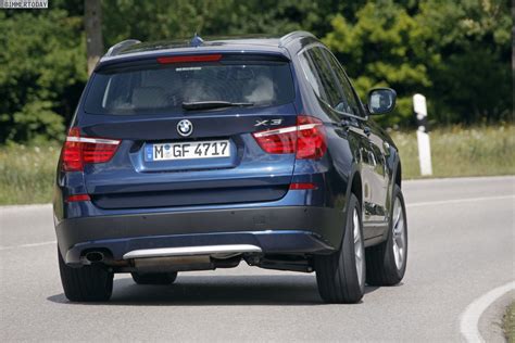 Offizielle Fotos Der Bmw X3 Xdrive20i F25 In Tiefseeblau Metallic