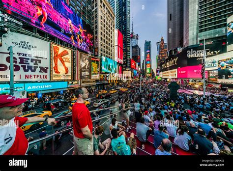Times Square Theater District Manhattan New York New York Usa Stock