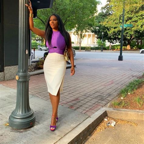 ‘please Take Your Foot Off Our Necks Kenya Moores Pencil Skirt Has