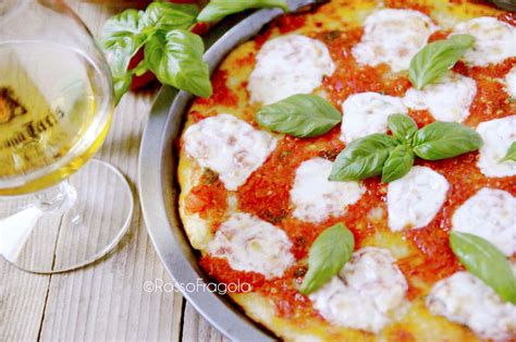 We did not find results for: Pizza Margherita sottile - croccante fuori e morbida ...