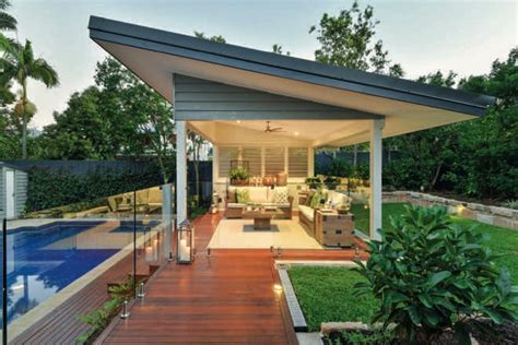 Outdoor Sanctuary A Serene Subtropical Oasis Completehome