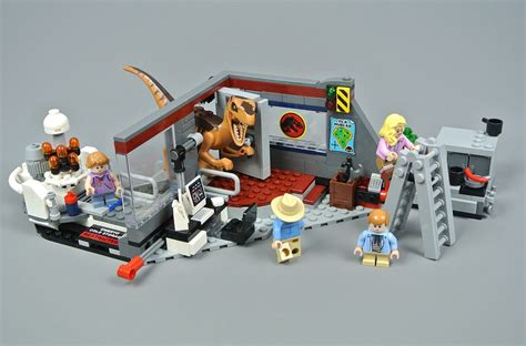 Lego Review Jurassic Park Velociraptor Chase 75392 All About The Bricks