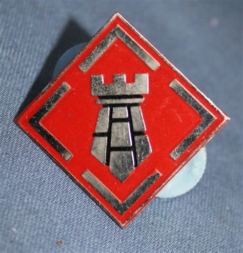 20th Engineer Brigade Beercan Crest Dui Griffin Militaria