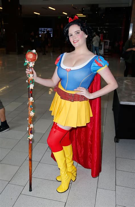 Super Snow White Disney Costumes At Comic Con Popsugar Love And Sex