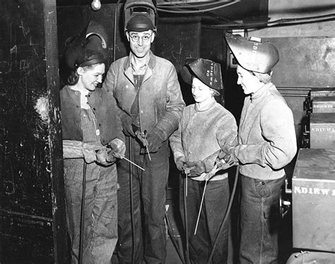 We Can Do It Vintage Photos That Will Change Your Perception Of Women Factory Workers In Wwii