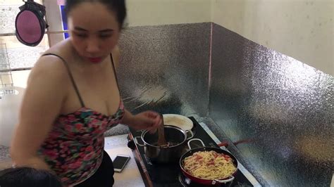 Sexy Girl Processing Spaghetty Noodles Youtube