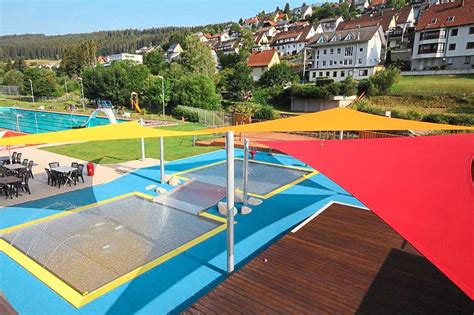 For most videos and daily updates. Vöhrenbach: Jetzt auch Badespaß für die Kleinen ...