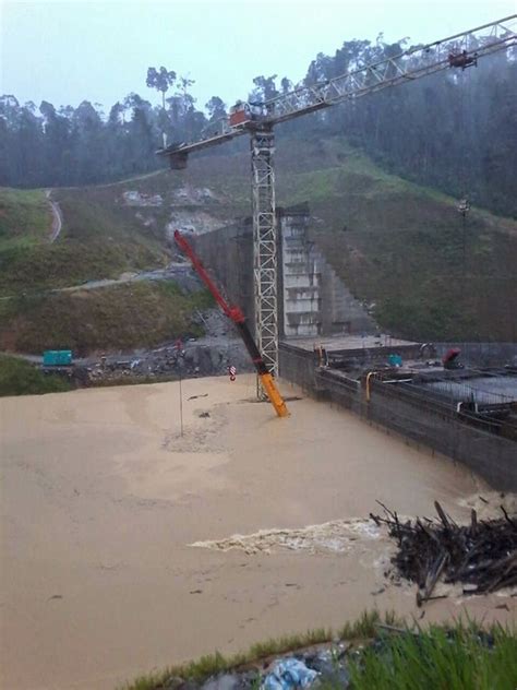 Peristiwa banjir besar di kelantan 2014 banjir besar ini sangat mengejutkan seluruh negara. Tsunami Banjir di Kelantan 2014. Tragedi bah besar dalam ...