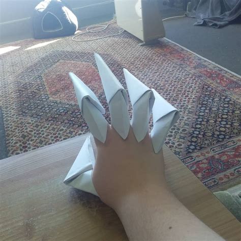 Made Some Origami Dragon Claws Because Yee Uwu Ive Made These Five