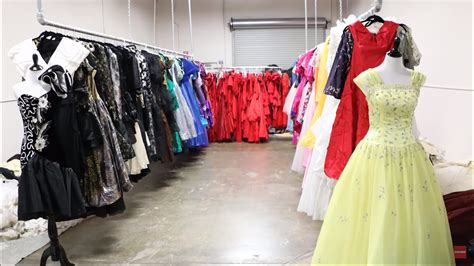 This Man Bought 55000 Dresses For His Wife So She Never Has To Repeat An Outfit Scoopwhoop