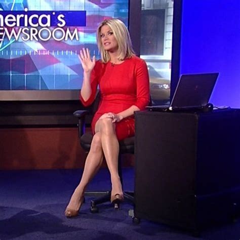 Pin On Martha Maccallum Classy Sexy Beautiful With The Sexiest Legs