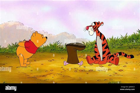 WINNIE THE POOH PIGLET TIGGER PIGLET S BIG MOVIE 2003 Stock Photo