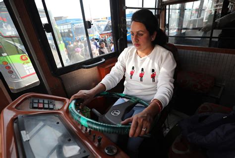 Jandk Gets First Woman Bus Driver Daily Excelsior