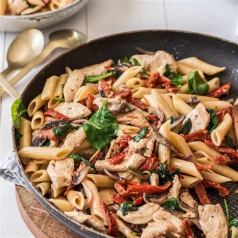 Chicken Penne Pasta With Sundried Tomatoes Sugar Salt Magic