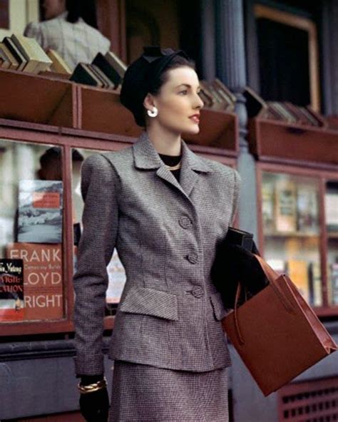 1945 mid 40s tan brown tweed suit women s vintage fashion style jacket skirt hat gloves hair