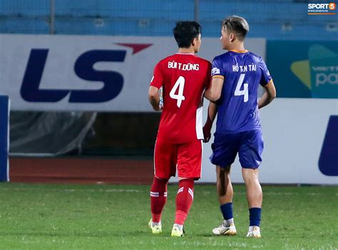 Sau trận đấu, quế ngọc hải tiết lộ về khoảnh khắc thực hiện quả penalty đem về bàn thắng quyết định cho đt việt nam: Quế Ngọc Hải bị trợ lý HLV tuyển Việt Nam "doạ đánh" vì ...